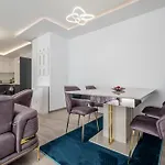 Elegant Deluxe 2 Bedroom By Flat Mаnager Apartment *