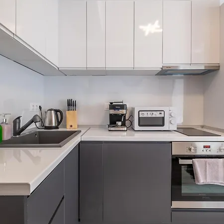 Elegant Deluxe 2 Bedroom * Σόφια