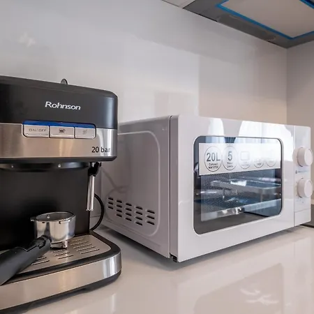 Elegant Deluxe 2 Bedroom *