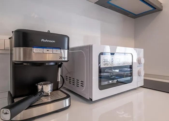 Elegant Deluxe 2 Bedroom *