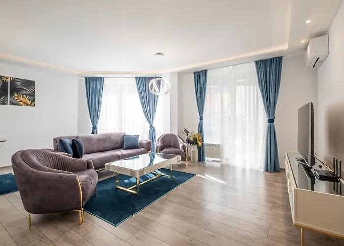 Elegant Deluxe 2 Bedroom * ソフィア