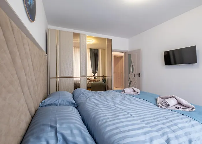 Elegant Deluxe 2 Bedroom * ソフィア