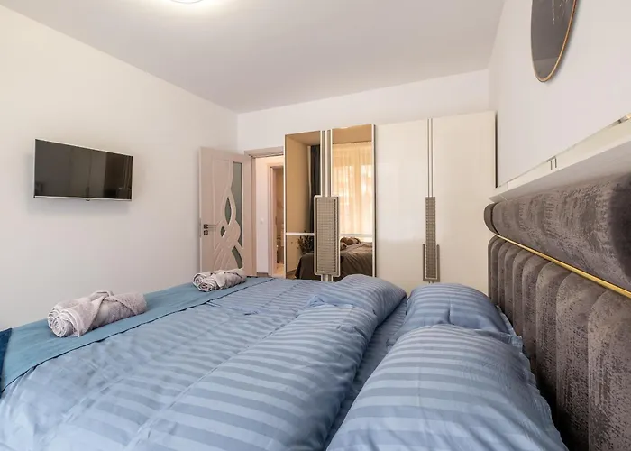 Elegant Deluxe 2 Bedroom ソフィア