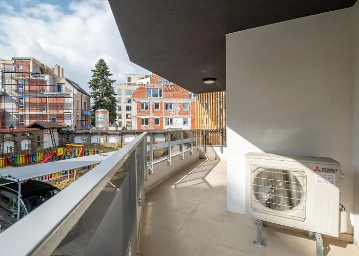 Elegant Deluxe 2 Bedroom